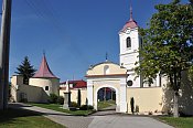 Star Tekov  opevnn kostel Nanebovzatia Panny Mrie