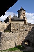 ubovniansky hrad  bergfrit ze zpadnho bastionu