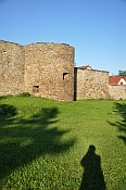 Podolnec  mstsk hradby navazujc na hrad