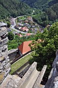Svojanov  pohled na obec z ve hradu