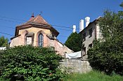 Star Hrady  zmeck kostel sv. Jana Ktitele (pohled ze silnice od V)