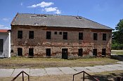 Slezské Pavlovice – budova naproti zámku