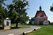 Hradit  kostel sv. Antonna Padunskho na konci ostrony