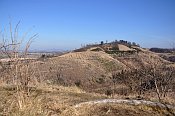 Zubříč – Nový Šaumburk – výhled z hradu na Kunovickou hůrku