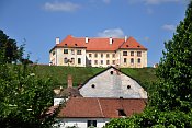 Kunštát – zámek přes Panskou zahradu