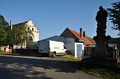 Choteč – dvůr od JV