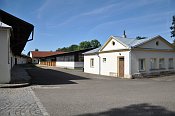 Dobřenice – jízdárna