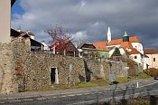 Jindřichův Hradec – městské hradby (nábřeží L. Stehny)