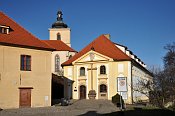 Kostelec nad ernmi lesy  pitl a kostel sv. Vojtcha