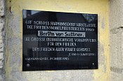 Harmannsdorf – pamětní deska Berthy von Suttner