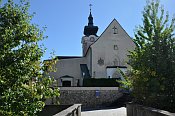 Allentsteig – kostel od zámku