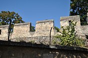 Eggenburg  hradby u kostela