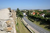 Eggenburg  pohled z ochozu na vchodn stran hradeb