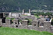 Castelgrande z Castello di Montebello