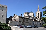 Avignon  katedrla u Palais des Papes