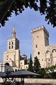 Avignon  katedrla a Palais des Papes