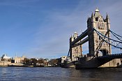 London  Tower a Tower Bridge