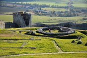 Spišský hrad – dolní nádvoří s Jiskrovou pevnůstkou