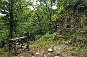 Jelava  Star hrad
