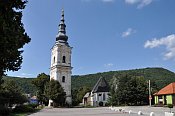Pleivec  zvonice a kostel