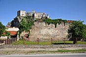 Beckov  hrad a mstsk hradby