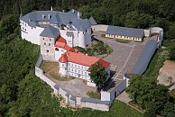 upiansky hrad  leteck pohlednice